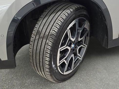 Certified 2025 BMW X1 xDrive28i w/ Convenience Package image 28