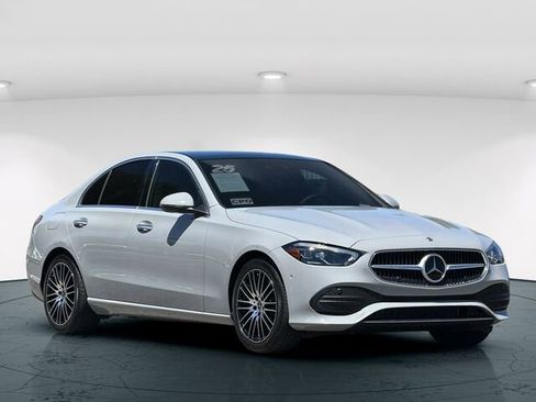 Used 2025 Mercedes-Benz C 300 Sedan image 9