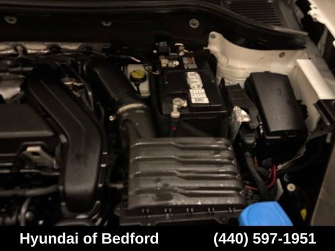 Used 2022 Volkswagen Taos SE w/ Panoramic Sunroof Package FWD image 25