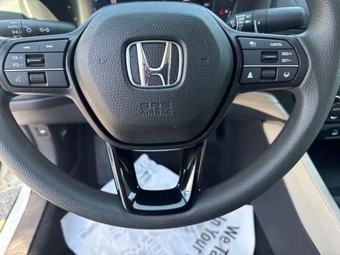 Used 2023 Honda Accord EX image 7