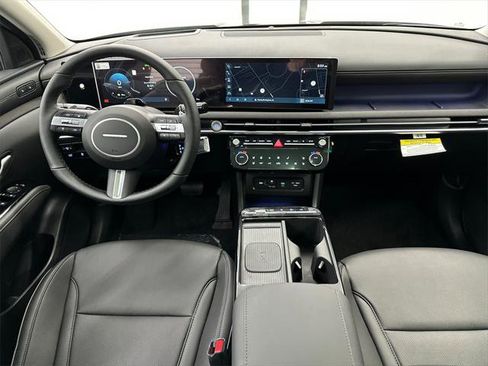 New 2025 Hyundai Tucson Limited image 25