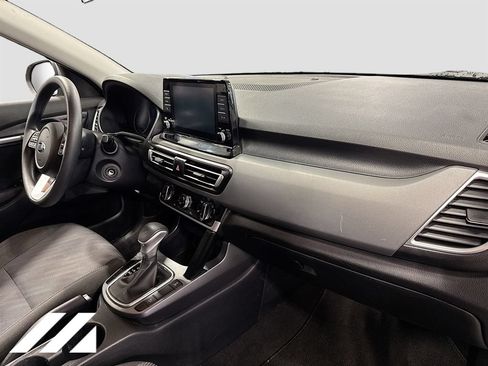 Used 2021 Kia Seltos LX AWD/4WD image 28
