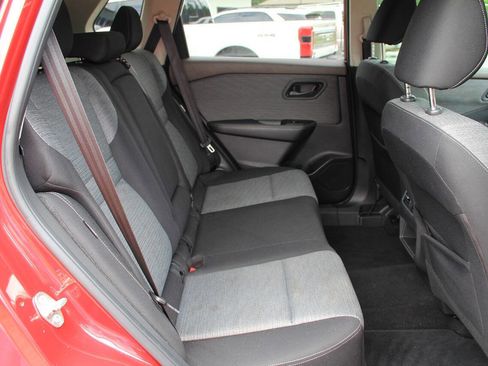 Used 2021 Nissan Rogue S FWD image 16