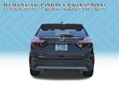 Used 2024 Ford Edge SEL image 6