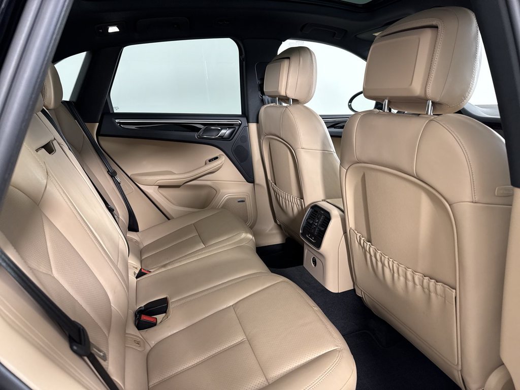 Certified 2024 Porsche Macan S w/ Premium Plus Package AWD/4WD image 25