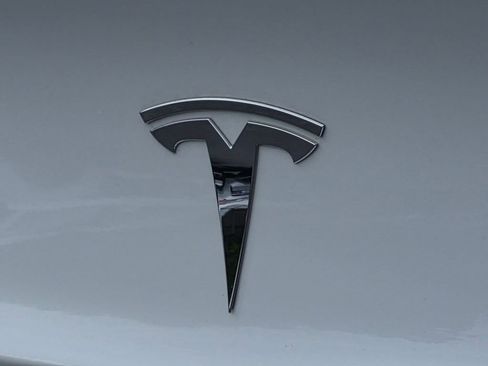 Used 2018 Tesla Model 3 Mid Range RWD image 23