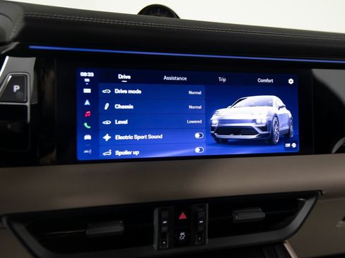 Certified 2024 Porsche Macan Turbo Electric image 29