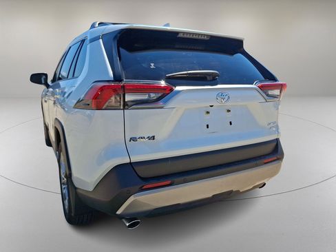 Used 2024 Toyota RAV4 Limited image 8