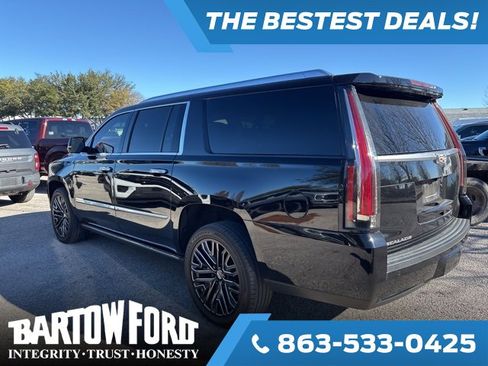 Used 2018 Cadillac Escalade ESV Premium Luxury image 7