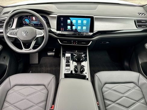 New 2026 Volkswagen Atlas Cross Sport SE image 17