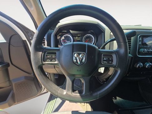 Used 2014 RAM 1500 Express AWD/4WD image 13