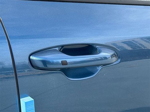 New 2025 Kia Niro Wind image 9