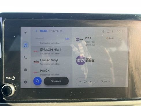 Used 2025 Toyota Camry LE image 18