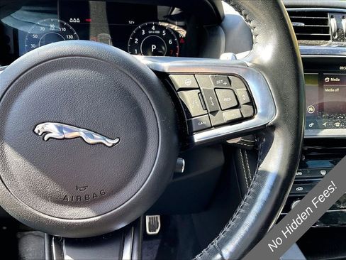 Used 2019 Jaguar F-PACE S AWD/4WD image 17