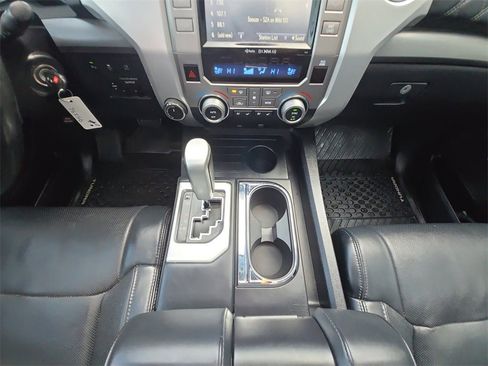 Used 2018 Toyota Tundra Platinum image 11