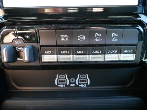 New 2025 RAM 2500 Big Horn image 13