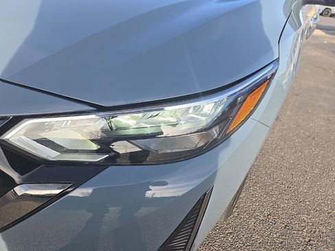 Used 2024 Nissan Sentra SR w/ SR Premium Package image 34