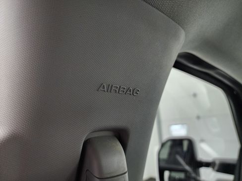 Used 2023 Ford F250 XLT w/ FX4 Off-Road Package image 38