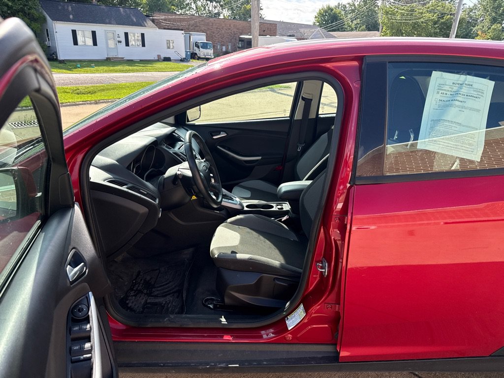 Used 2012 Ford Focus SE FWD image 10