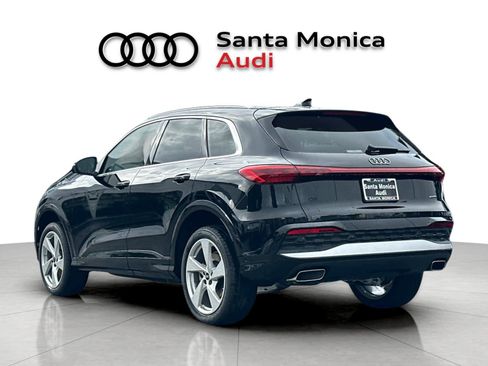 New 2025 Audi Q5 Premium Plus w/ Premium Plus AWD/4WD image 6