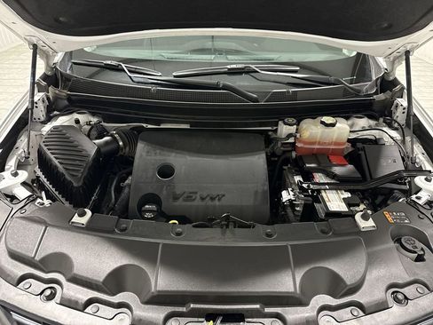 Used 2021 Chevrolet Traverse Premier w/ Redline Edition FWD image 31