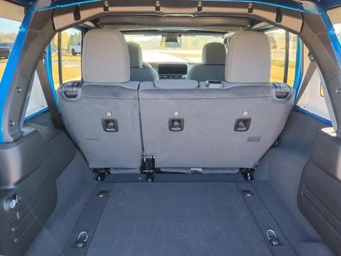 New 2026 Jeep Wrangler Sport S image 31