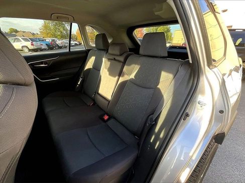 Used 2024 Toyota RAV4 XLE image 30