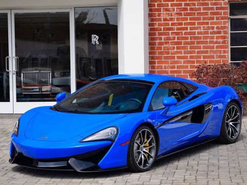 Used 2020 McLaren 570S Spider RWD image 18