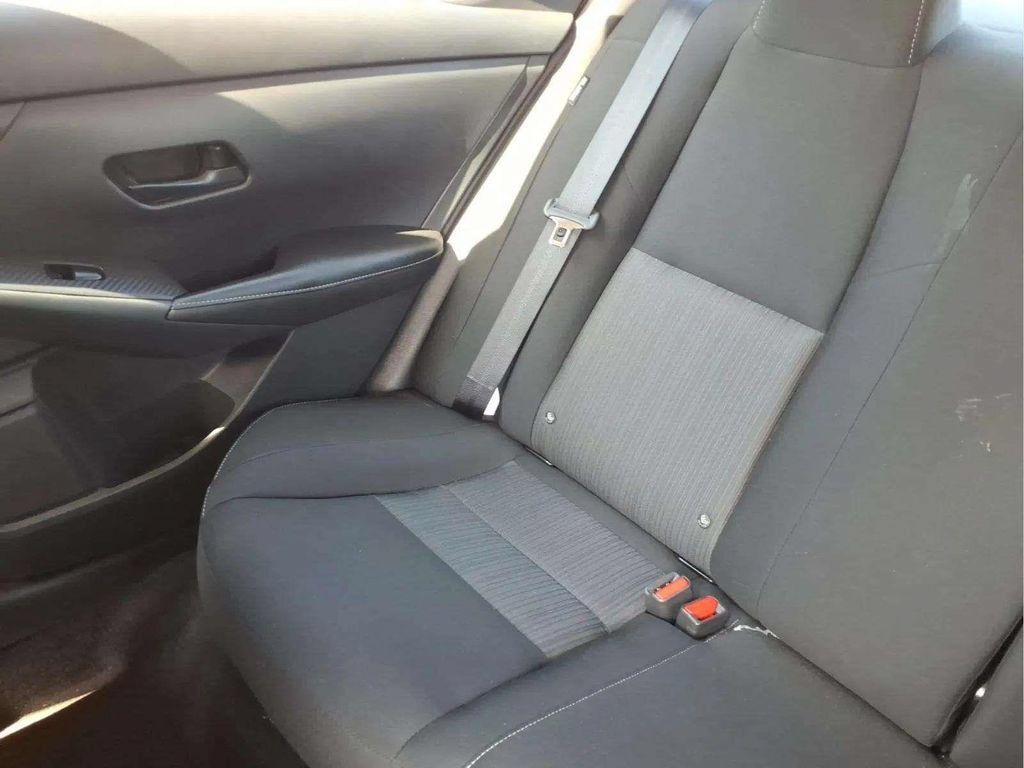 Used 2025 Nissan Sentra SV w/ All-Weather Package FWD image 15