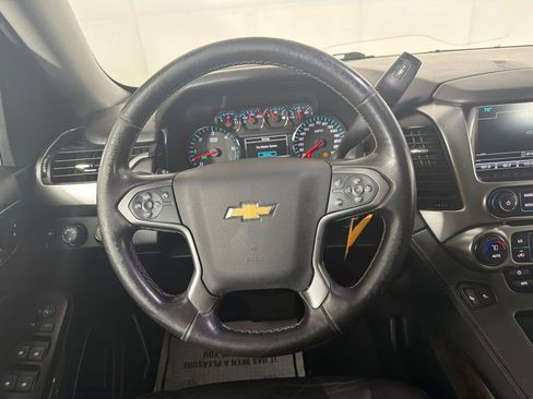 Used 2019 Chevrolet Suburban LT AWD/4WD image 28