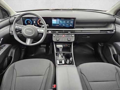 New 2026 Hyundai Tucson SE FWD image 11