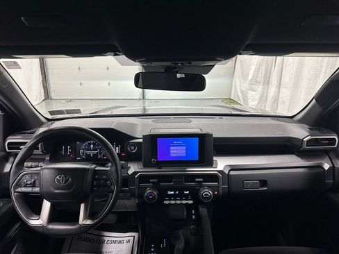 Used 2025 Toyota 4Runner SR5 image 41