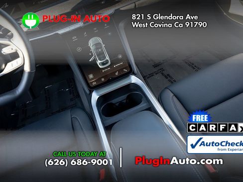 Used 2024 Lucid Air Touring image 21