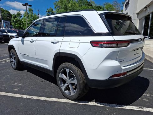 New 2026 Jeep Grand Cherokee Limited AWD/4WD image 4