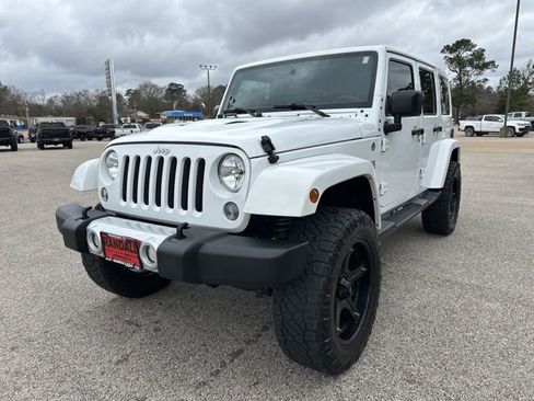 Used 2015 Jeep Wrangler Unlimited Sahara w/ Max Tow Package image 3