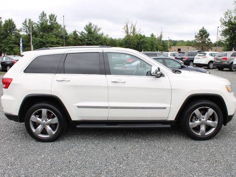 Used 2012 Jeep Grand Cherokee Overland AWD/4WD image 6