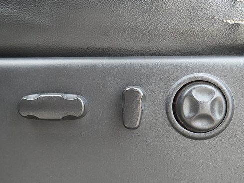 Used 2014 Chevrolet Silverado 2500 LTZ w/ LTZ Plus Package image 13