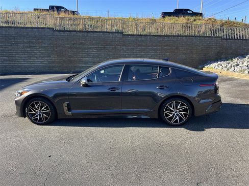Used 2023 Kia Stinger GT-Line w/ Sun & Sound Package image 4