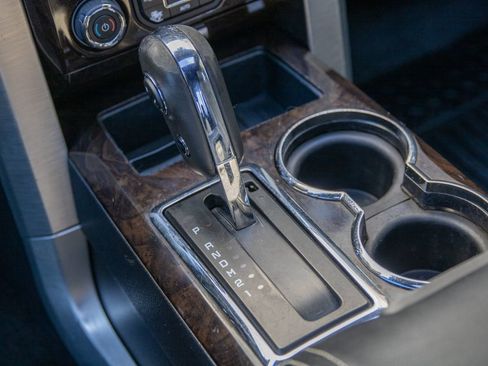 Used 2014 Ford F150 Platinum image 36