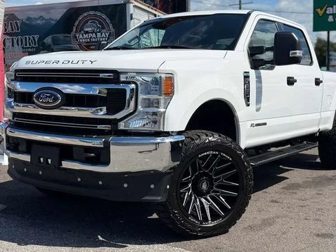 Used 2021 Ford F250 XLT w/ FX4 Off-Road Package AWD/4WD image 3