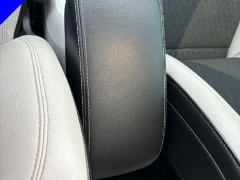 Used 2018 Jeep Compass Latitude w/ Popular Equipment Group AWD/4WD image 23