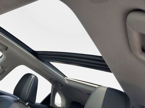 Used 2022 Lexus RX 450h AWD w/ Premium Package image 28