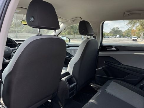 Used 2024 Volkswagen Taos S image 18