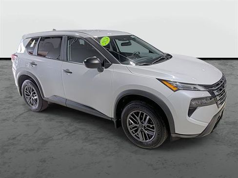 Used 2024 Nissan Rogue S AWD/4WD image 5