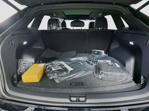 New 2026 Volkswagen Atlas Cross Sport SEL Premium R-Line AWD/4WD image 29