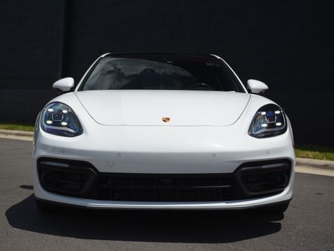 Certified 2023 Porsche Panamera Platinum Edition RWD image 10