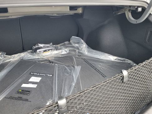 New 2026 Hyundai Elantra SEL Sport Premium FWD image 34