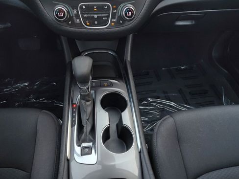 Used 2024 Chevrolet Malibu LT image 9