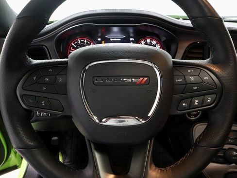 Used 2023 Dodge Challenger SXT w/ Plus Package image 27