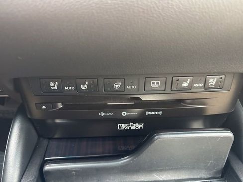 Used 2021 Lexus ES 300h w/ Accessory Package image 27